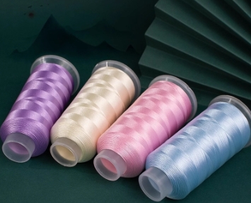 Chenille yarn and coarse open spiral yarn